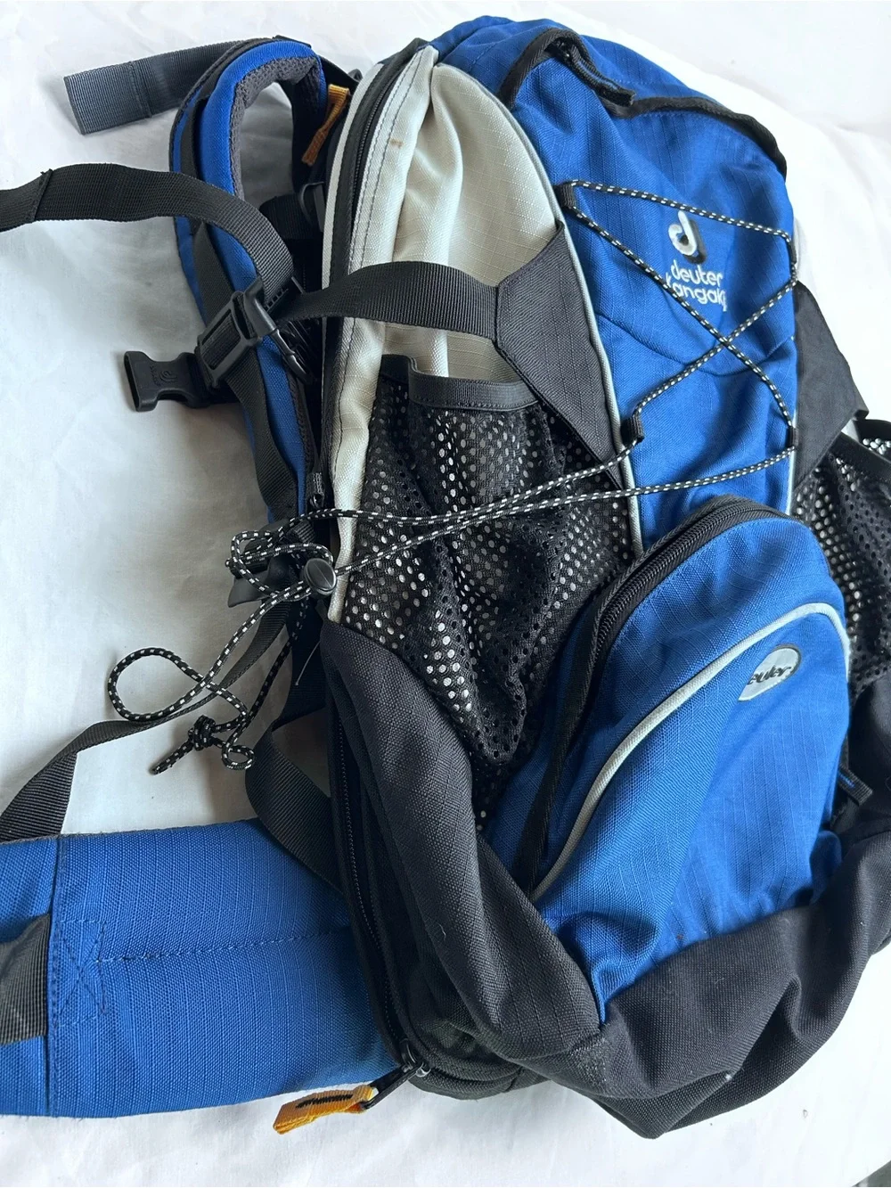 Deuter Blue and Black Kangakids Daypack children’s carrier and backpack